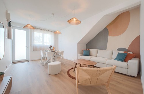 Laval Apartment | La Douceur - Wifi - Proche gare