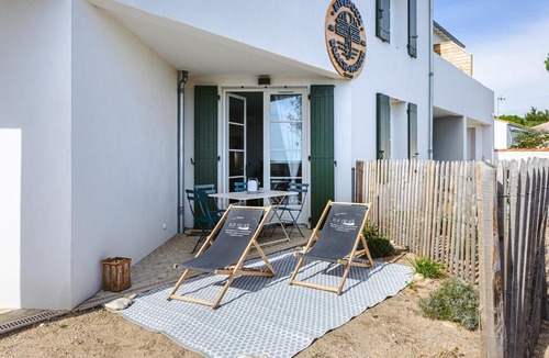 Rivedoux-Plage Apartment | La Dune, Rivedoux Beach House