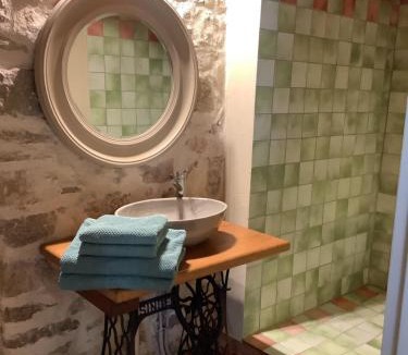 Taradeau Bed & Breakfast | La Farigoulette