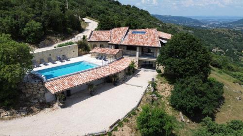 Toulaud House | La Ferme d'Helyette