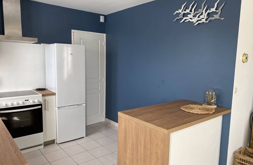Le Chateau-d'Oleron Villa | La Fleur des Marais - Comfortable house in a quiet area, large garden & swing