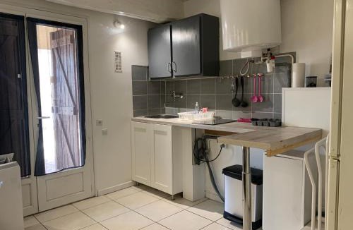 La Garde Apartment | La Garde Studio centre historique, proche plage, climatisation, fibre