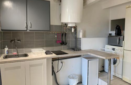 La Garde Apartment | La Garde Studio centre historique, proche plage, climatisation, fibre
