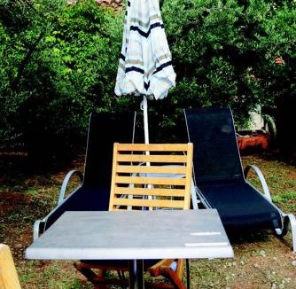 Roussillon Apartment | La goutte d'or