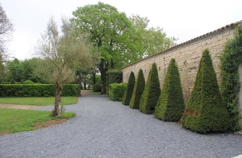 Aigrefeuille-d'Aunis Bed & Breakfast | La Grange d'Aunis
