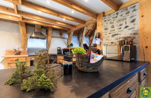 Orcival House | La Grange - ORCIVAL - Gîte