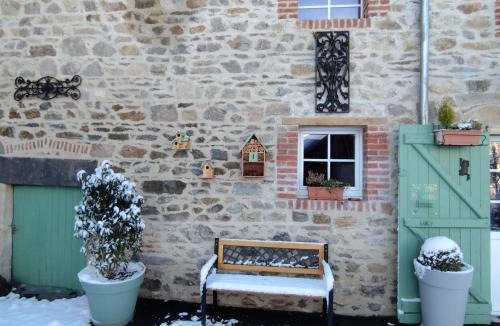 Menat Bed & Breakfast | La grenouille amoureuse