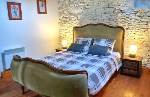 Le Mene Bed & Breakfast | La Haye D'armor, Gite au Calme à la Campagne, Animaux de Compagnie Acceptés!