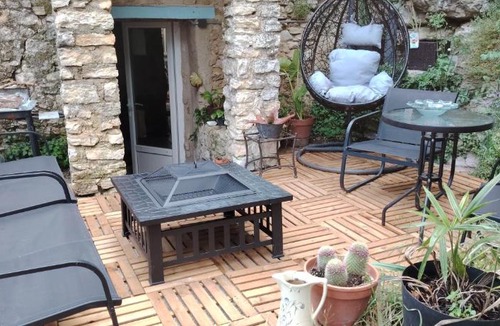 Montjoux House | La Lance