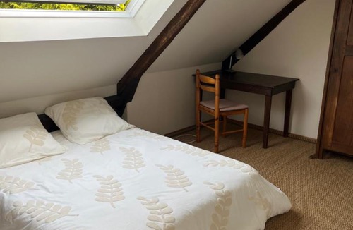 Saint-Gilles-du-Vieux-Marche Bed & Breakfast | la maison de Cathy