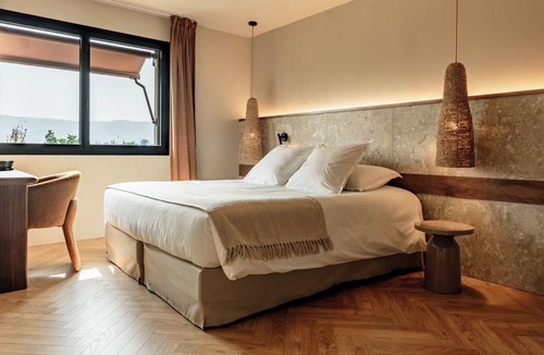 Pont-de-l'Isere Hotel | La Maison Chabran - Hôtel Restaurants
