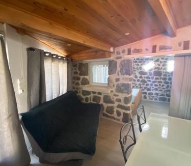 Polignac Apartment | La maison D'Orée