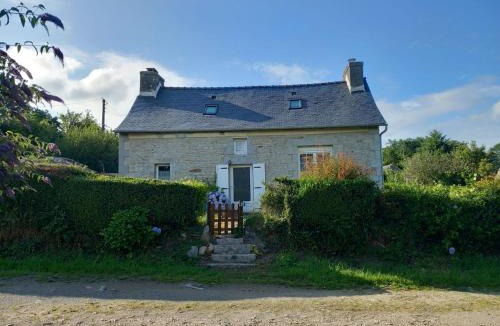 La Feuillee House | La maison de Yo