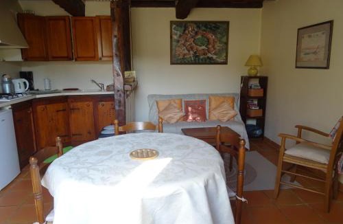 Fources House | La Maison des Cornières