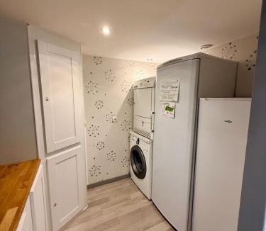 Quartier d'Orbigny House | La Maison des Bains - Piscine intérieure privée