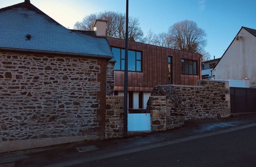 Binic-Etables-sur-Mer House | La maison du Phare: Beaches and shops on foot