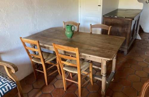 Mevouillon House | La maison du Pierre