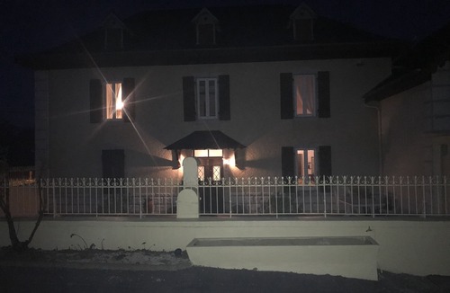 Ledeuix House | La Maison du Soleil, l'Aulhere, 3*, Spa and well-being massages optional, 120 m2