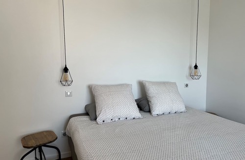Chateauneuf-de-Galaure Bed & Breakfast | La Maison de Paul & Margaux