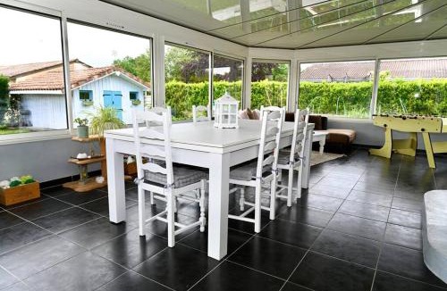 Hostens House | La Maison Maluti - avec Baby-foot, Billard & Wifi
