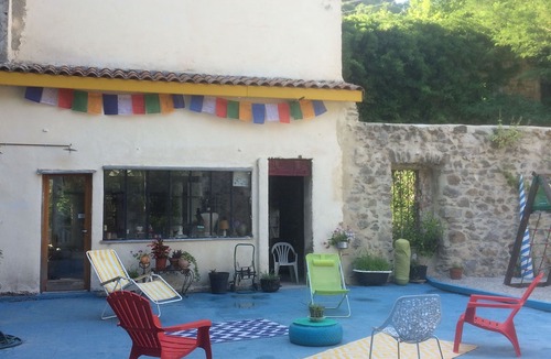 Coux House | La Mayre, a cool stay!