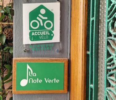 Foix Apartment | La Note Verte - Parking gratuit devant l'entrée