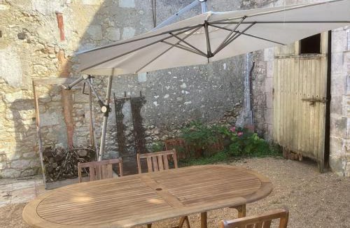 Bourdeilles House | La Petite Maison