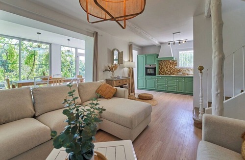 Toulon Villa | La Provençale - Jacuzzi, BBQ, Garden & Air Conditioning
