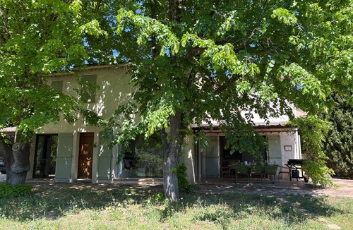Cotignac Ski Chalet | La Ralaye : peaceful close to shops and restaurants