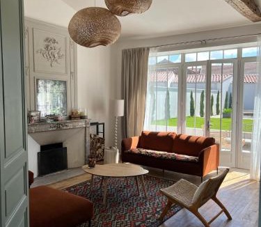 La Rochelle Villa | La Rochelle Exceptional Property, Park, Pool,