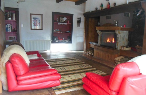 Conques-en-Rouergue House | La Roquette, by the river