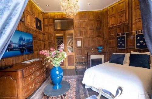 Severac-le-Chateau House | La Suite des Consuls