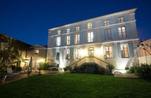 Pont l'Abbe d'Arnoult Bed & Breakfast | La Tillaie SPA et Sauna