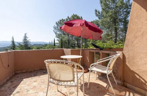 Roussillon House | La Tourelle des Ocres by Interhome
