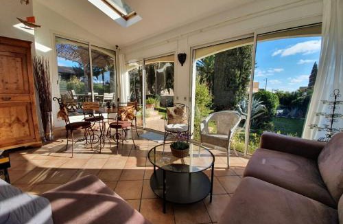 Martigues Villa | La Villa du Petit Port