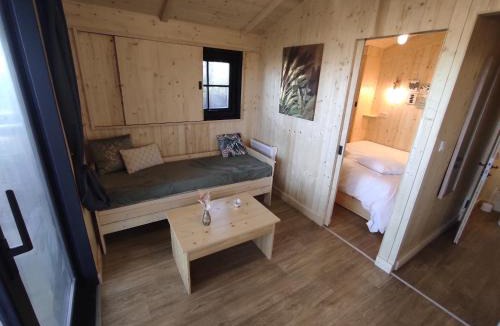 Flayat Ski Chalet | LACUSTRA cabanes accessibles en canoë et chalets tout confort