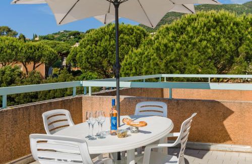 Cavalaire-sur-Mer Apartment | Lagrange Vacances Villa Barbara