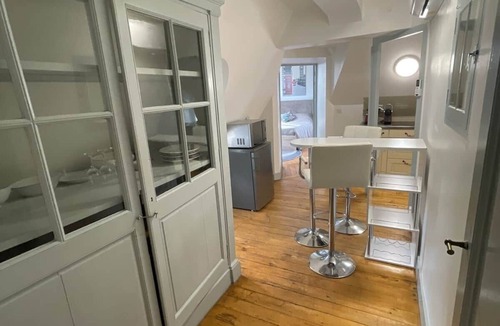 Layrac Apartment | Lagravade Castle - 2-Bedroom Apartment - 3rd Floor