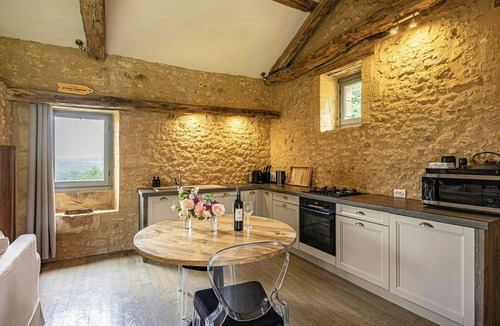 Sainte Croix de Beaumont House | Large 16th century farm estate in Dordogne