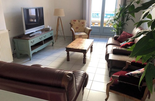 Romans-sur-Isere Apartment | Large 3-bedroom apartment - Downtown station