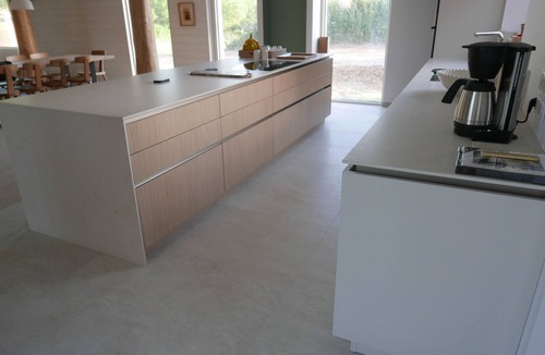 Baden House | Large architect-designed house 200m from beach and water sports center