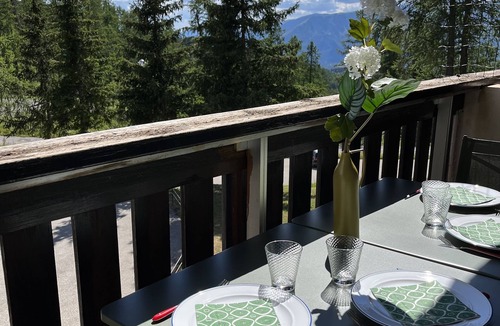 Guillaumes Apartment | Large beautiful Studio Valberg full center 5 sleeps