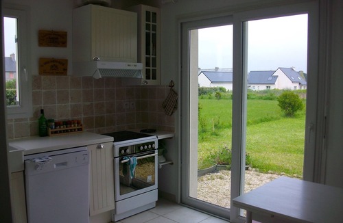 Brignogan-Plage House | Large, bright house with south-facing garden near the beach.