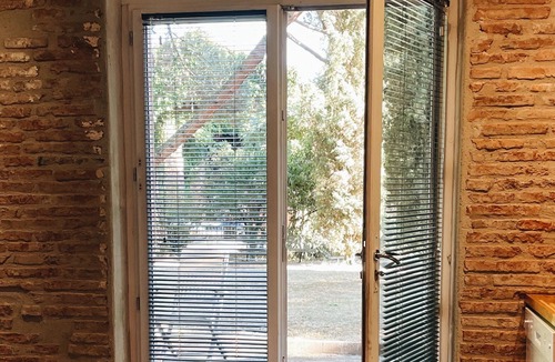 Castelsarrasin House | Large house with swimming pool and garden in the heart of orchards.