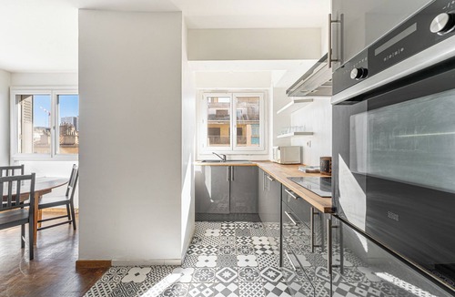 3rd Arrondissement Apartment | Large T4 refurbished - 3 bedrooms - Plein Centre