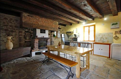 Eyjeaux House | Lathière
