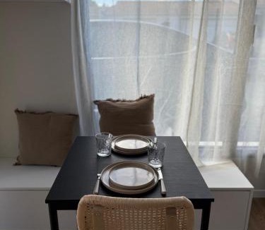 Nieul-sur-Mer Apartment | Le 1000 fleurs studio neuf à 3 kms de La Rochelle