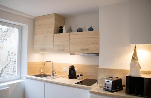 1st Arrondissement Apartment | LE 14 SATHONAY bis