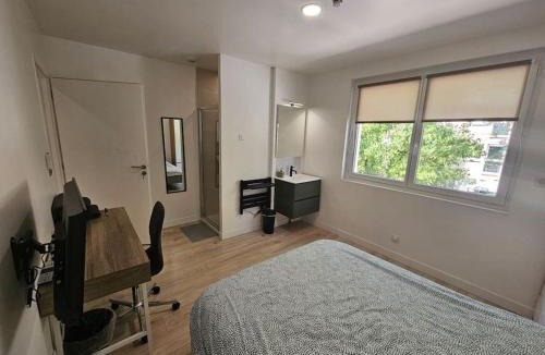 Saint-Priest Apartment | Le 14B