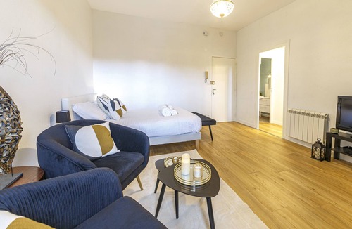 Laval Apartment | Le Béatrix - Studio vue sur la Mayenne